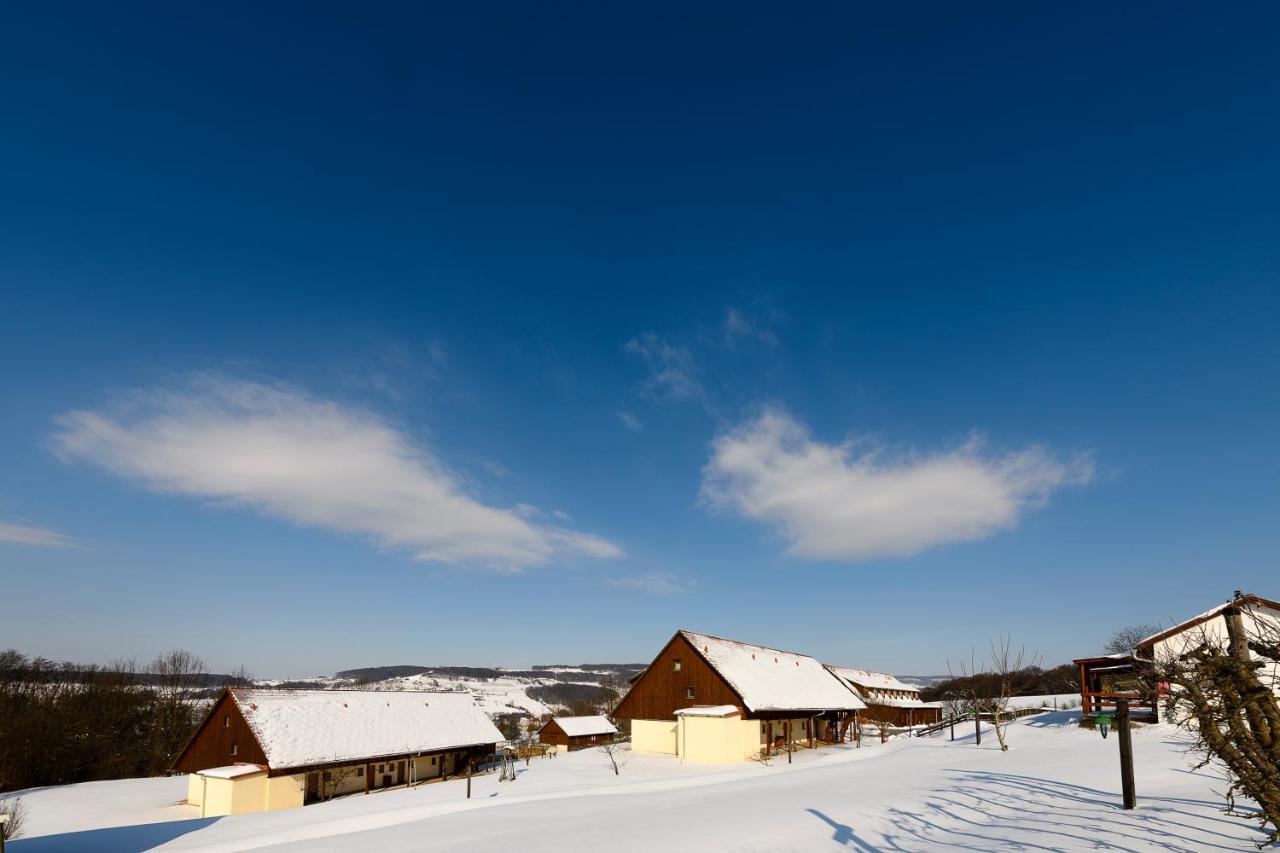 Jufa Hotel Tieschen ภายนอก รูปภาพ